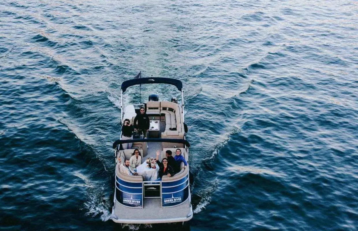 Paris: Sail to the Eiffel Tower on a 1h30 private cruise｜France