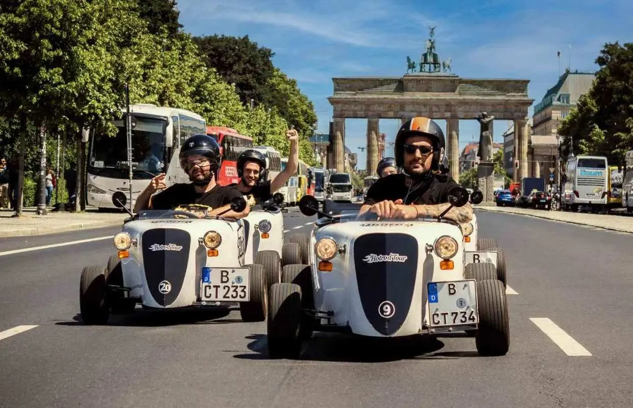 Berlin: Self-Drive City Sightseeing Tour in a Mini Hot Rod｜Germany