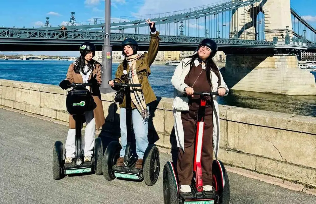 Buda & Pest in 2 Hours: Segway Adventure｜Hungary
