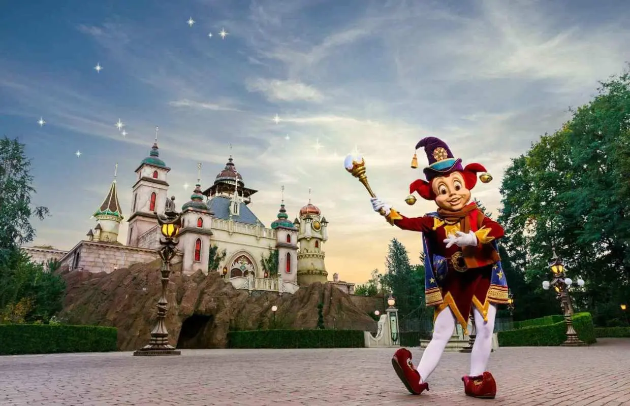 From Amsterdam: Private Transfer to Efteling Theme Park｜Netherlands