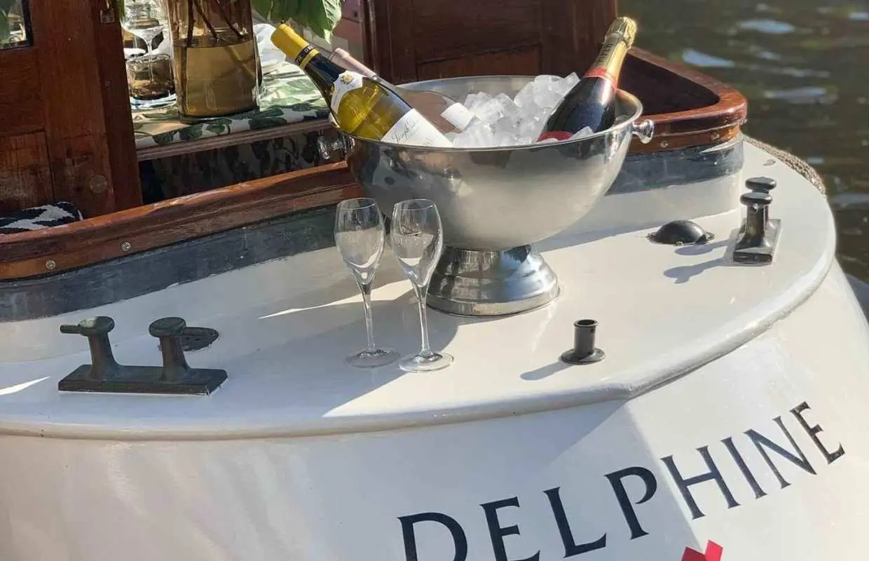 Amsterdam: Private Dinner Cruise (4pers) with Guide｜Netherlands
