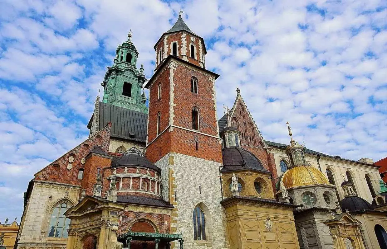 Krakow: Skip-the-Line Wawel Castle & Old Town Guided Tour｜Poland