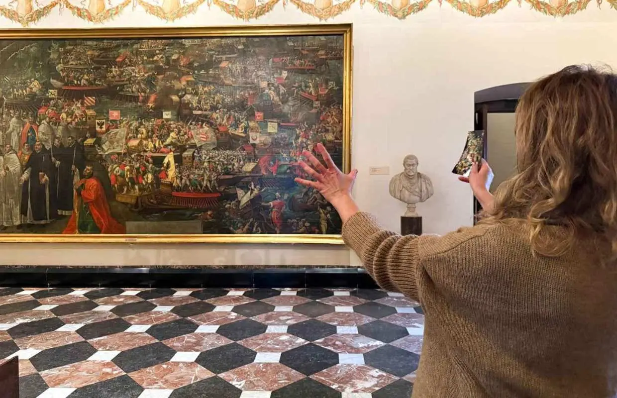 Krakow: Wawel Castle Guided Tour｜Poland
