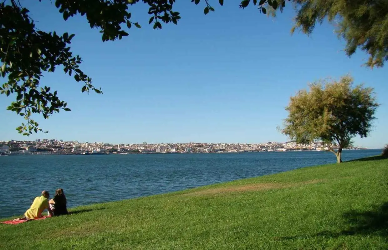 Khu phía Nam Lisbon, sông Tejo và tour đi bộ 3 giờ | Bồ Đào Nha