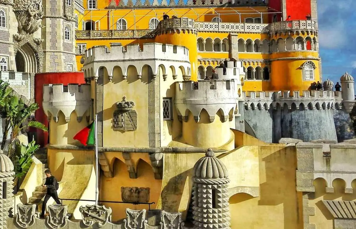 Sintra: Truly Private Tour to Pena Palace & Regaleira｜Portugal