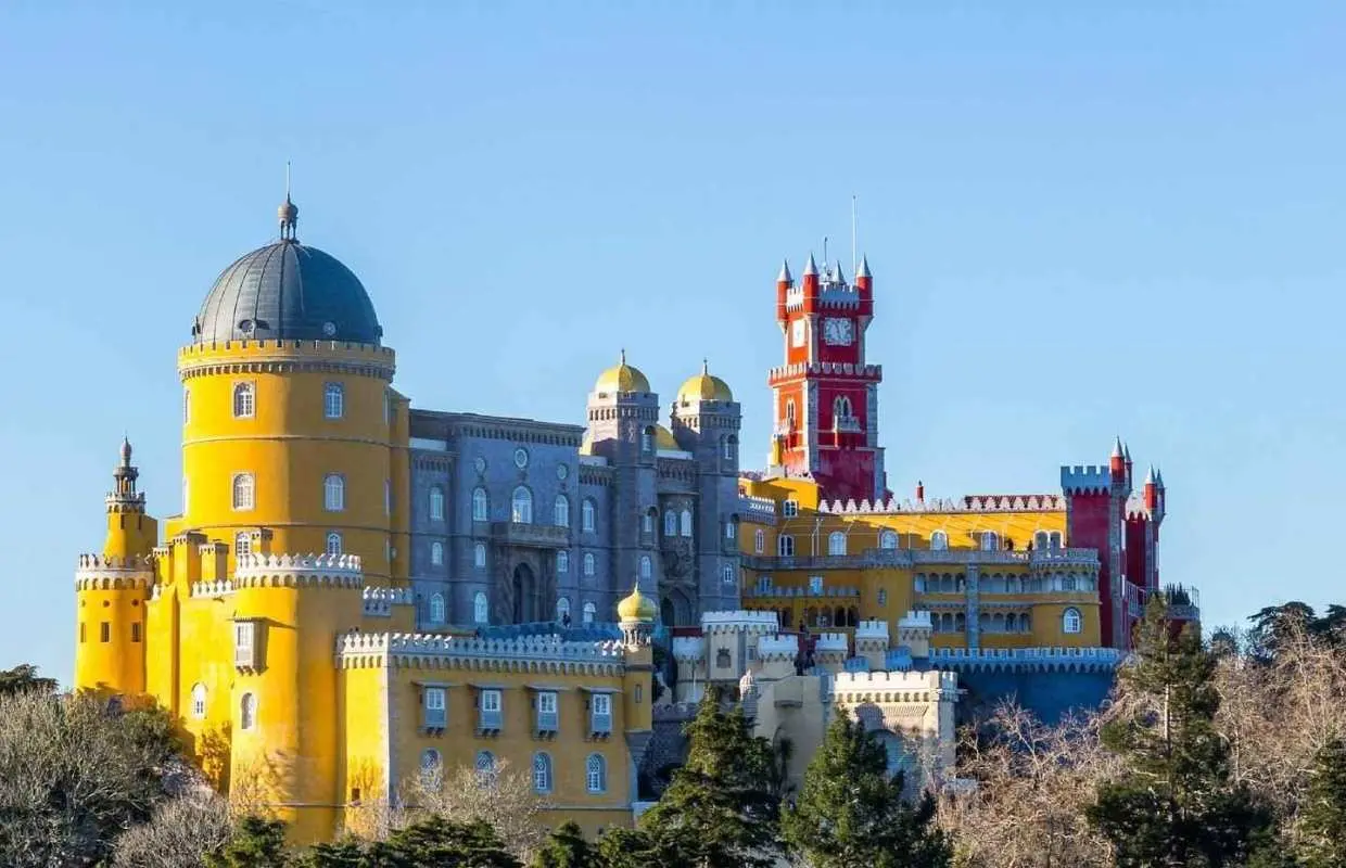 Lisbon: Sintra & Cascais Private Tour w/ Pena Tickets｜Portugal