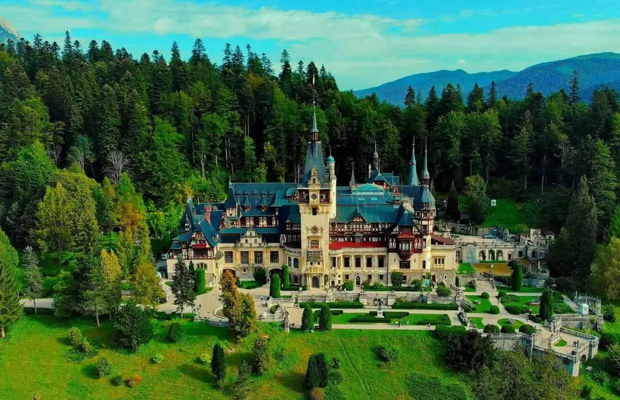ทัวร์มรดกแห่งทรานซิลเวเนีย - Cantacuzino / Peles / Bran | โรมาเนีย