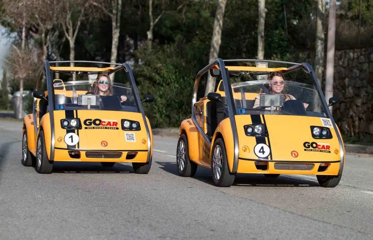 巴塞隆納：3 小時探索高第 GoCar 之旅｜西班牙