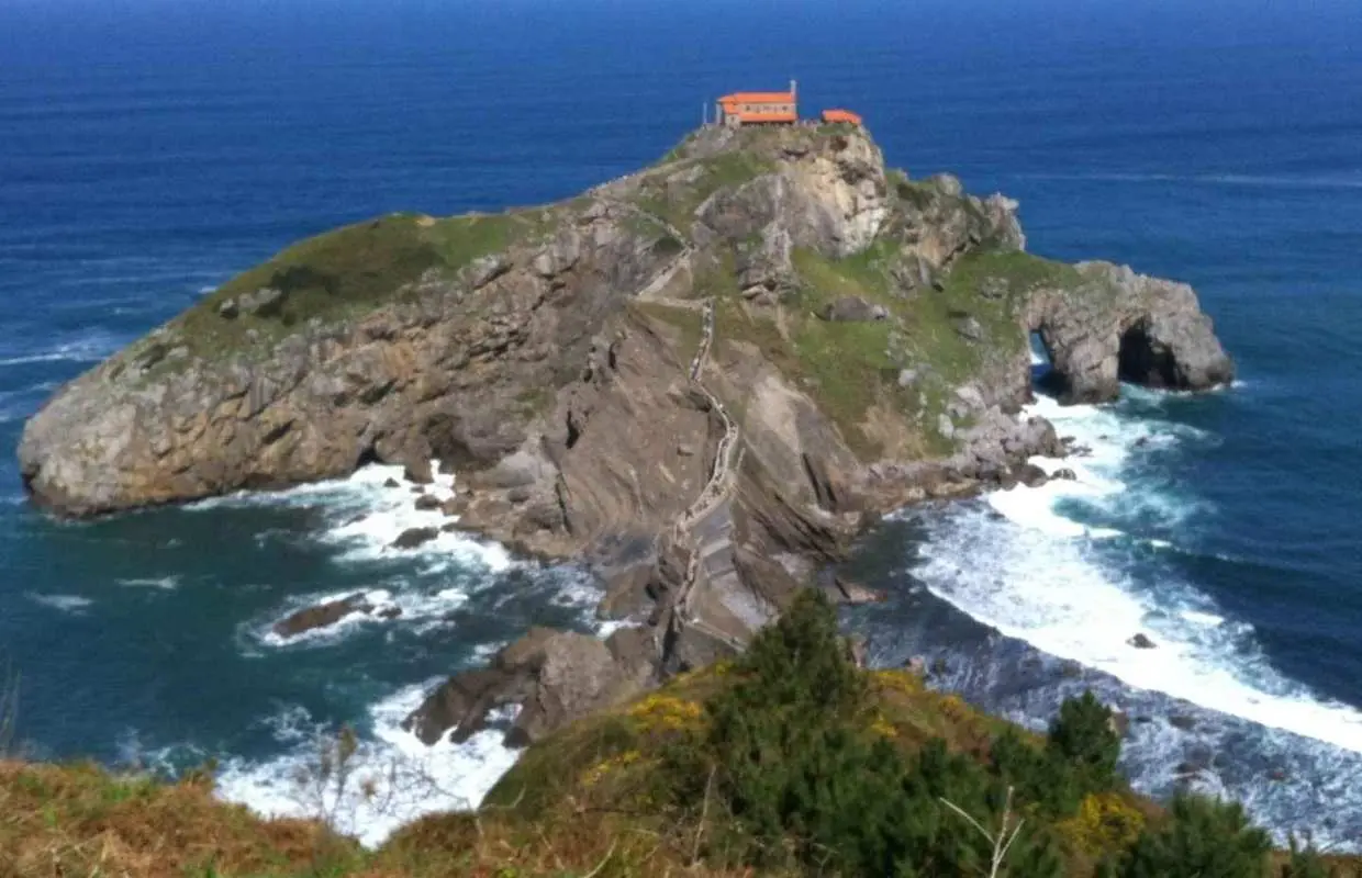 From San Sebastian: Bilbao, Guggenheim & Dragonstone Tour｜Spain