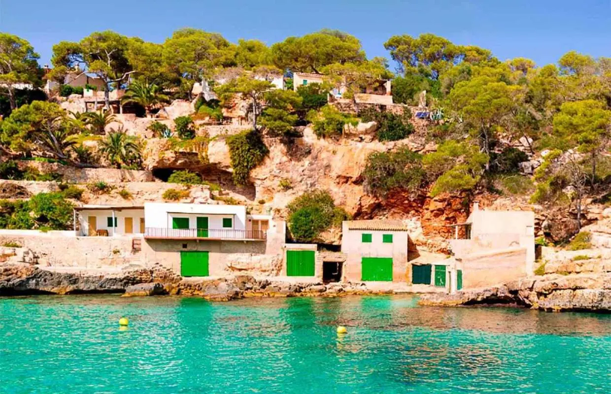 Instafamous Group Tour: South East of Mallorca｜Spain