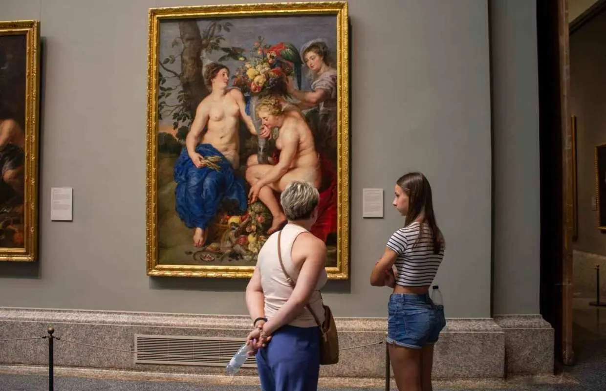 Tour tham quan các bảo tàng ở Madrid: Những điểm nổi bật của Prado và Reina Sofia | Tây Ban Nha