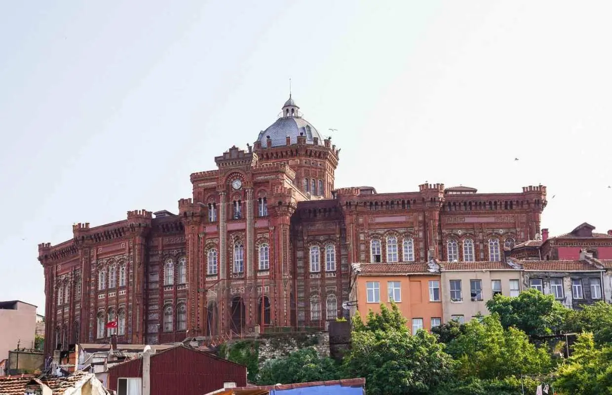 Fener, Balat, and Golden Horn Tour｜Turkey