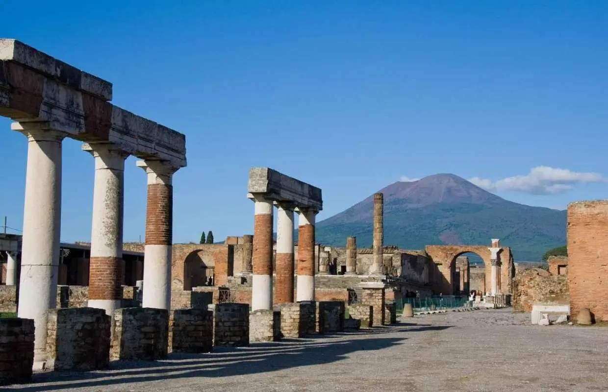 From Sorrento: 4-Hour Pompeii Group Excursion｜Italy