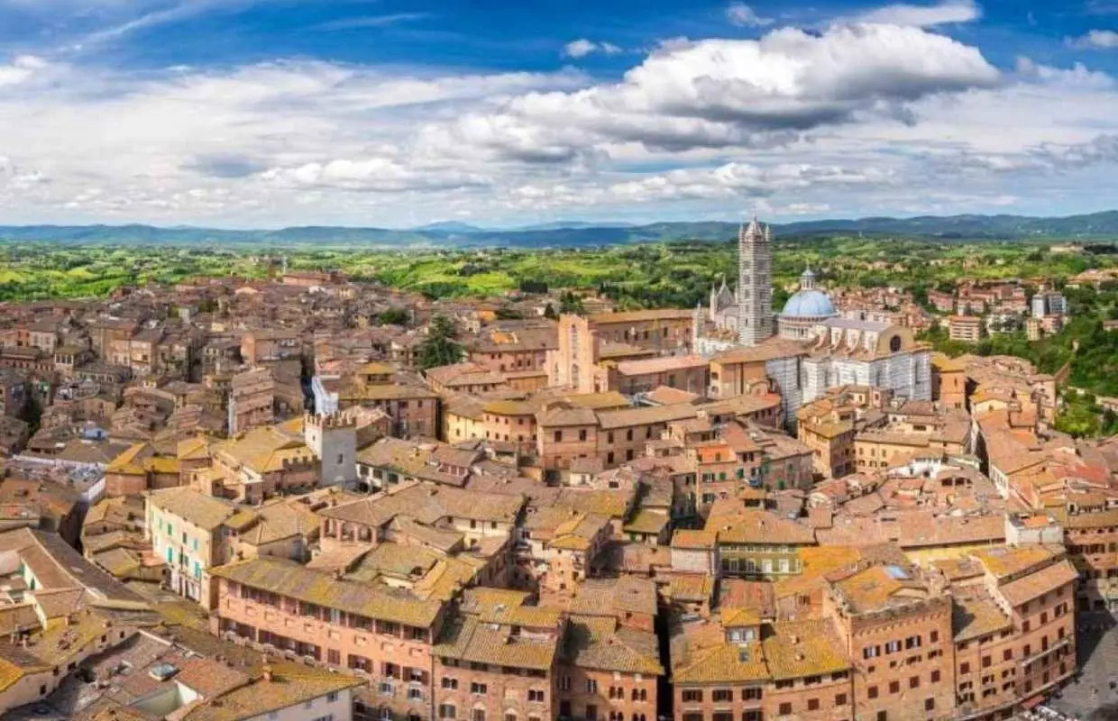 Siena: 3h Private City Walking Tour with Optional Cathedral｜Italy