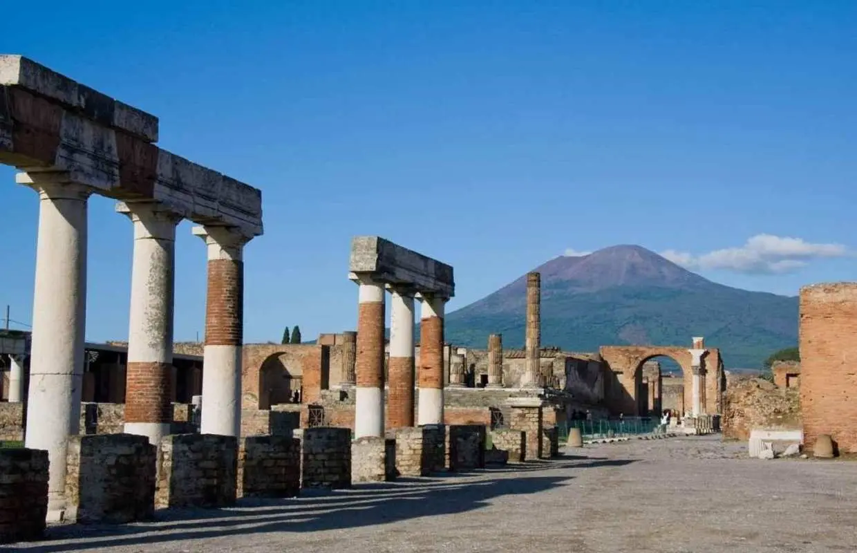 Từ Naples: Tour tham quan nửa ngày không cần xếp hàng tại Pompeii | Ý