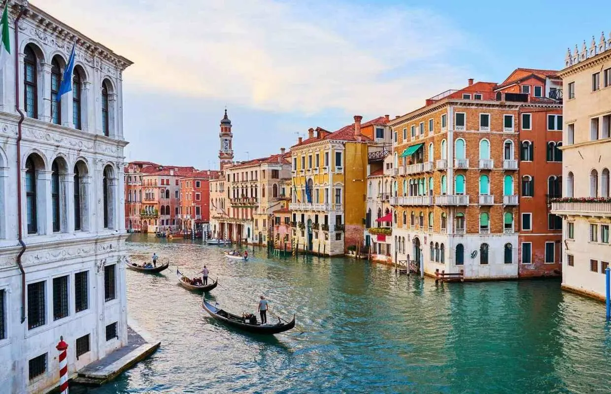 Tour trọn ngày khám phá Venice kết hợp tham quan Murano hoặc Burano | Ý