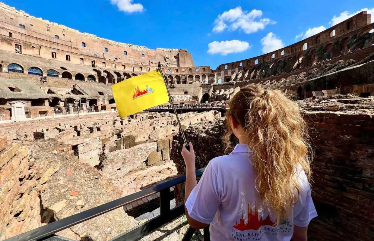 Rome: Guided Colosseum Tour with Arena Entrance｜Italy