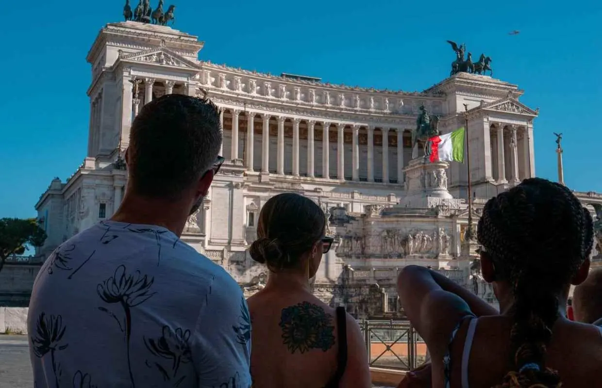 Rome Highlights & Hidden Gems Guided Walking Tour｜Italy