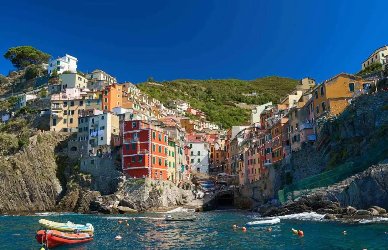 From Livorno: Day Trip to Pisa and Cinque Terre's Manarola｜Italy
