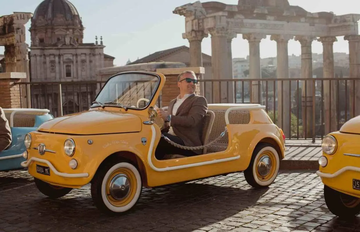 Rome: Vintage Electric Cabriolet Private Driving Tour｜Italy