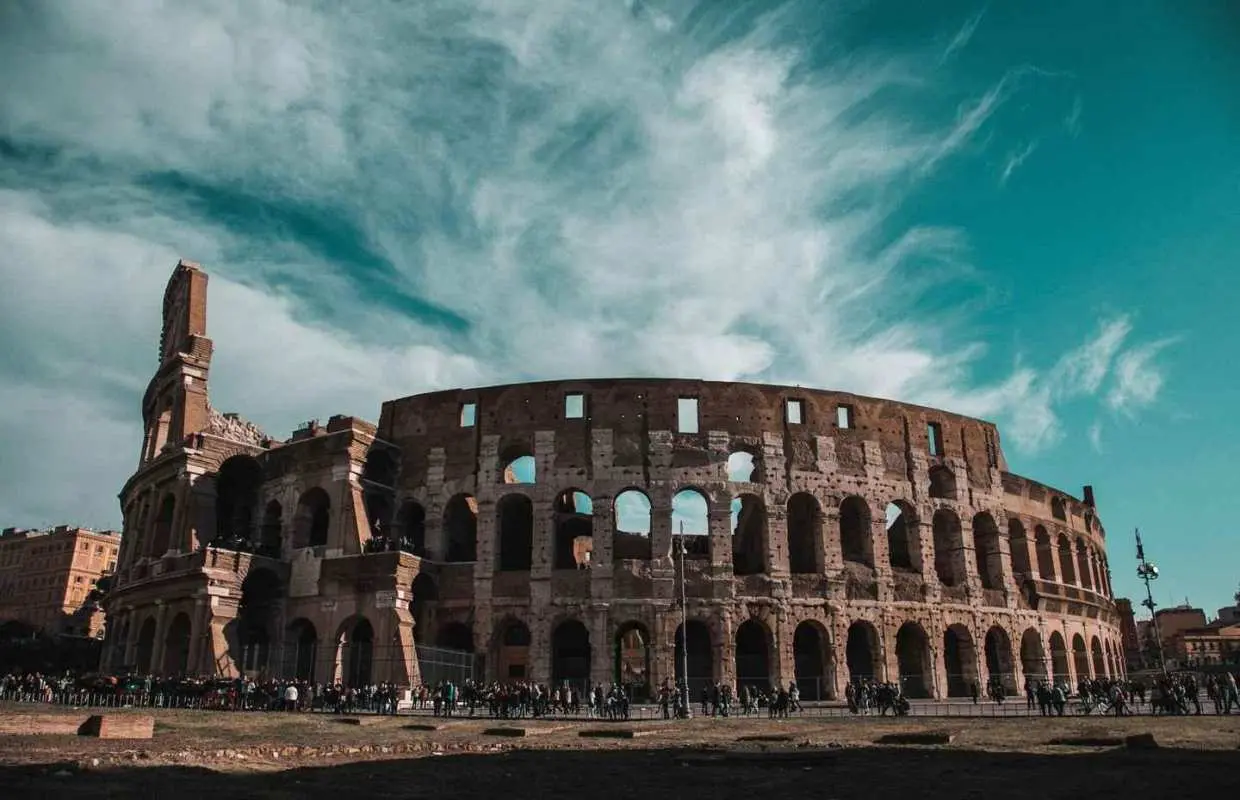 Rome: Colosseum, Forum, Palatine with Breakfast or Aperitif｜Italy