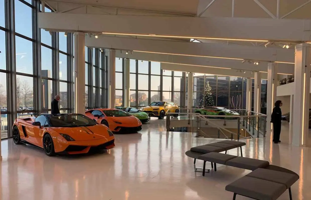 Ferrari Museum, Lamborghini Pagani Museums & Factory+Lunch｜Italy