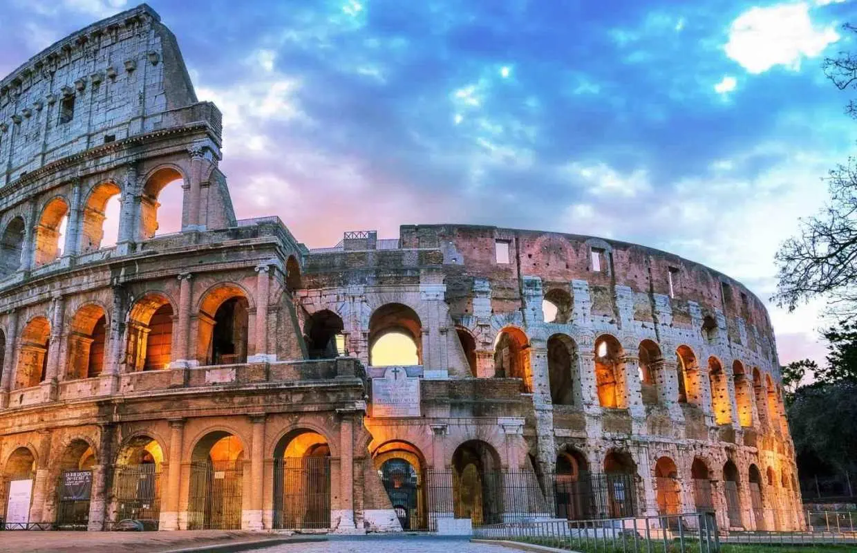 Rome: Audio guide of the Roman Forum and the Colosseum｜Italy