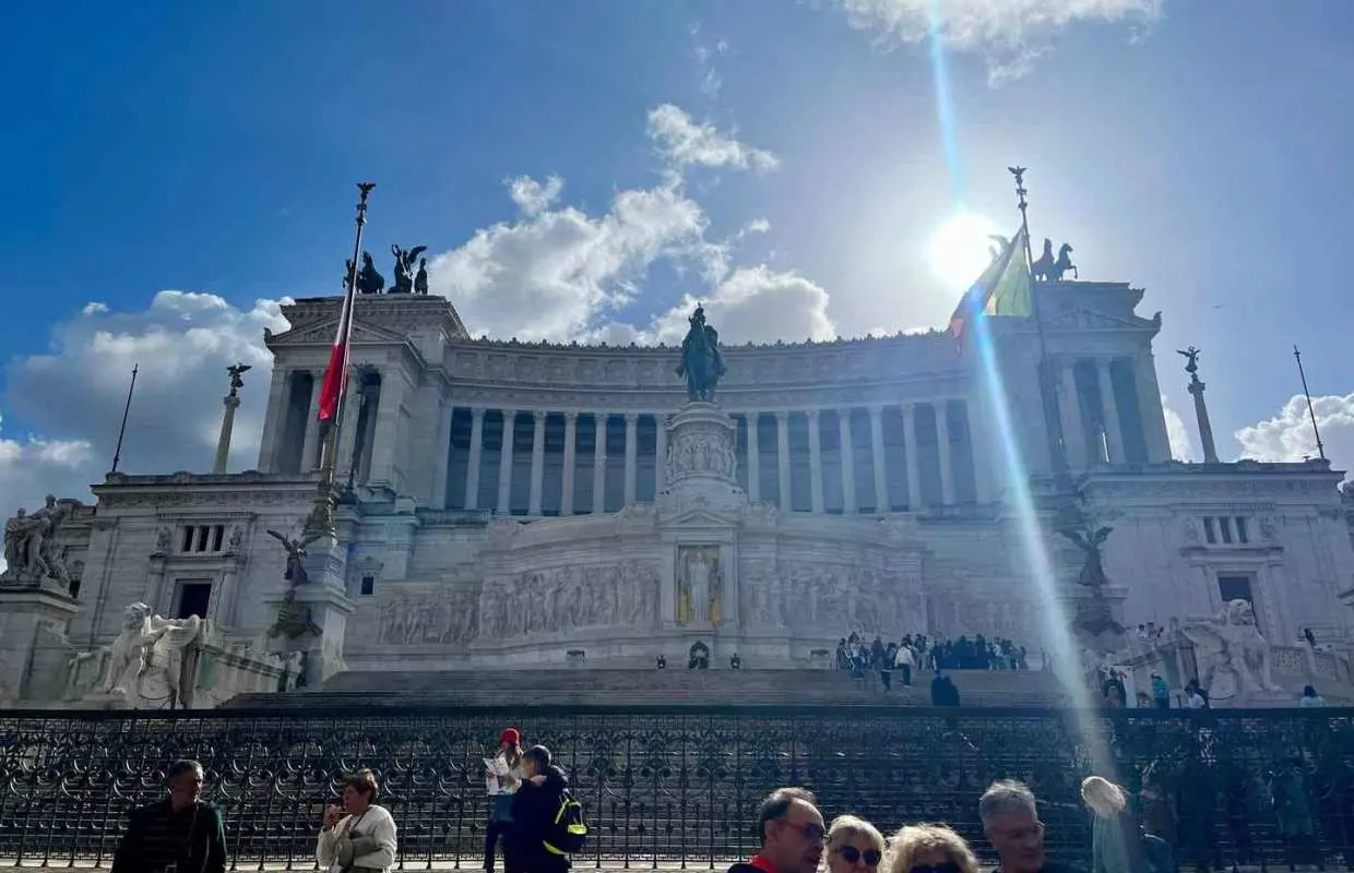 Rome: Monument to Victor Emmanuel & P. Venezia Private Tour｜Italy