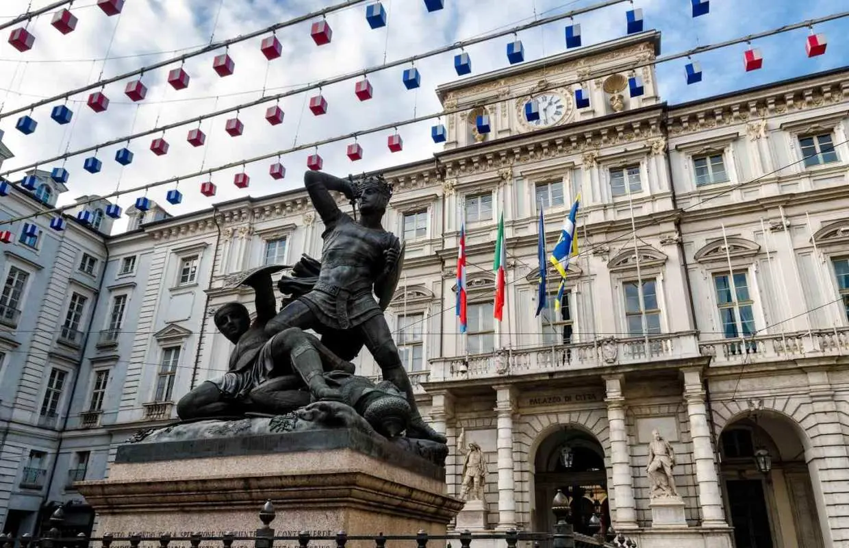 Turin: Royal Palace, Chapel and Armory Private Tour｜Italy