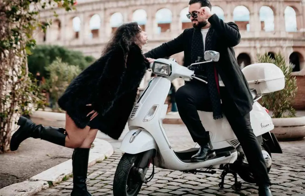 Rome: Private Fiat 500 or Vespa Wheely Tour with Photoshoot｜Italy