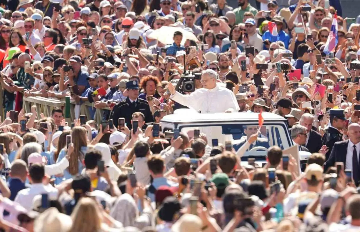 Rome: Papal Audience with Guide and St. Peter's Basilica｜Italy