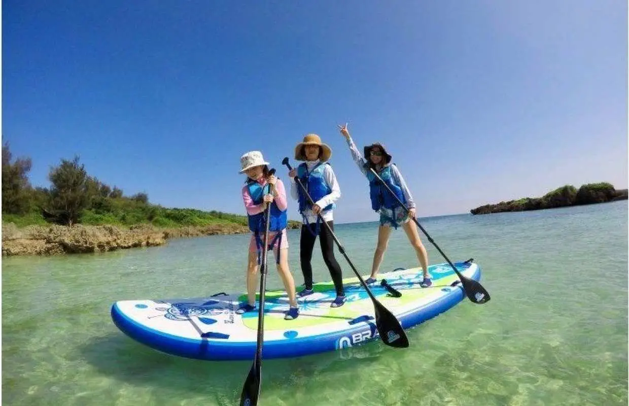 【沖縄・宮古島】 1組限定！1艇 / 最大３人乗り☆MEDIUM SUP (60分)