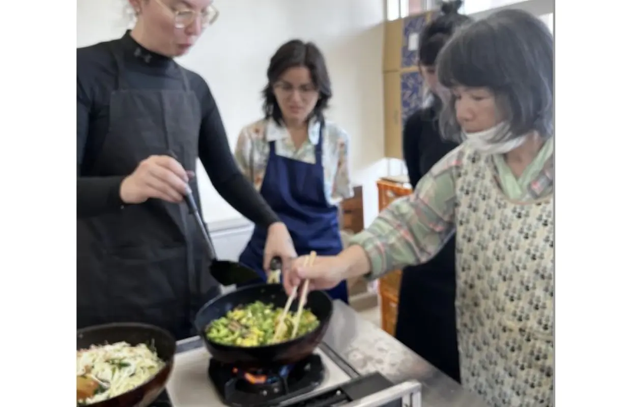 [Okinawa, Motobu] Harvest fresh vegetables & cook Okinawan home-style dishes with local grandmothers♪ Includes organic lunch and interpreter/guide.