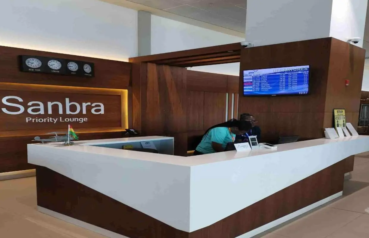 科託卡國際機場(ACC) | Terminal 3 | Sanbra Business & Priority Lounge | 貴賓室服務