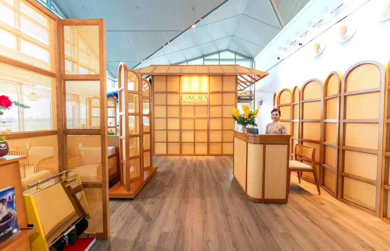 榮市機場(VII) | Domestic Terminal | SH Premium Lounge Vinh | 貴賓室服務