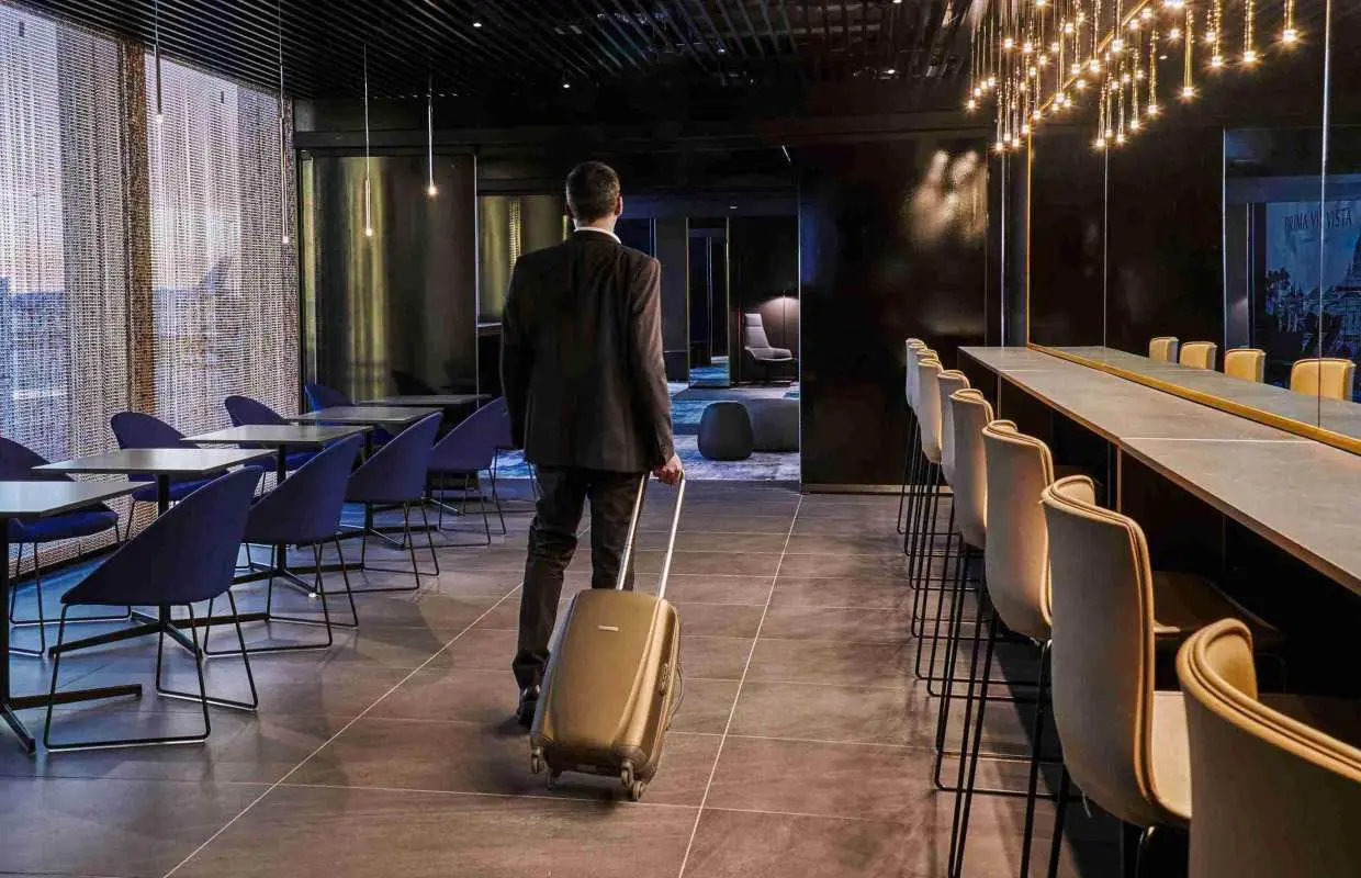 菲烏米奇諾機場(FCO) | Terminal 3 | Prima Vista Lounge Portus | 貴賓室服務