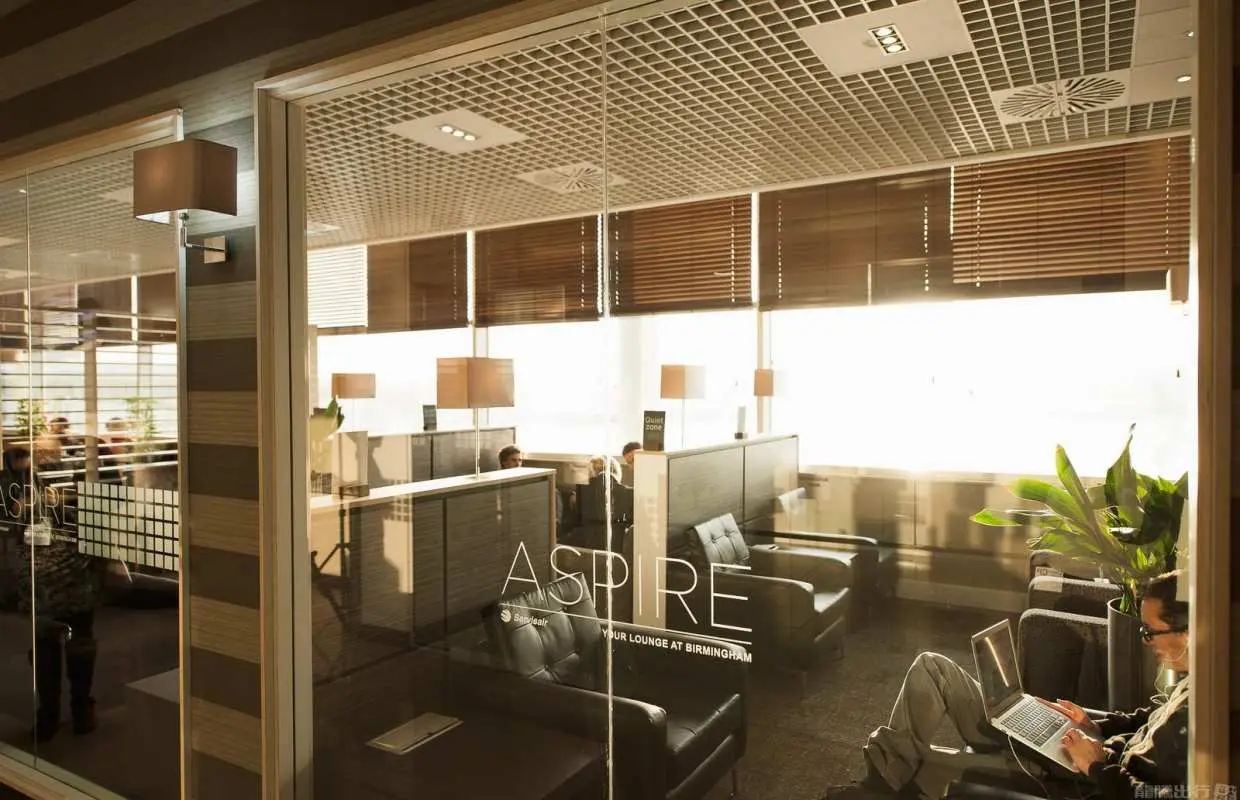 伯明罕機場(BHX) | Main Terminal | Aspire Lounge (North) | 貴賓室服務