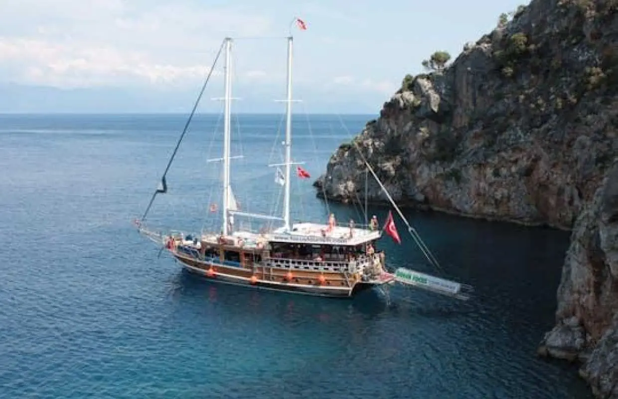 Fethiye boat cruise with lunch and transfers