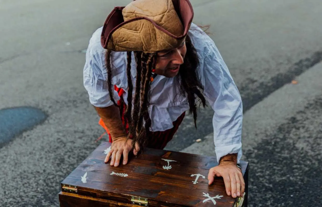 "Curse of the Pirates" Challenge Game at your desired location for large groups