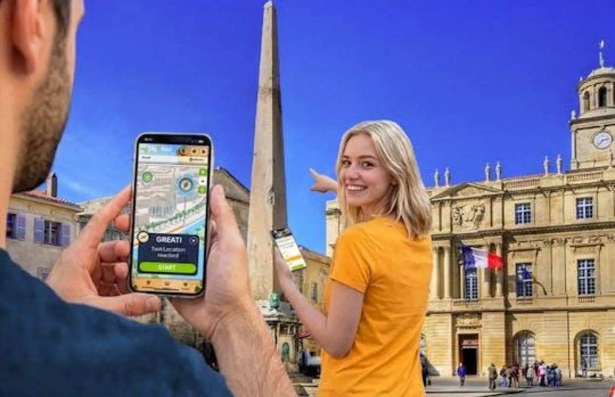 Self-guided digital scavenger hunt in Arles