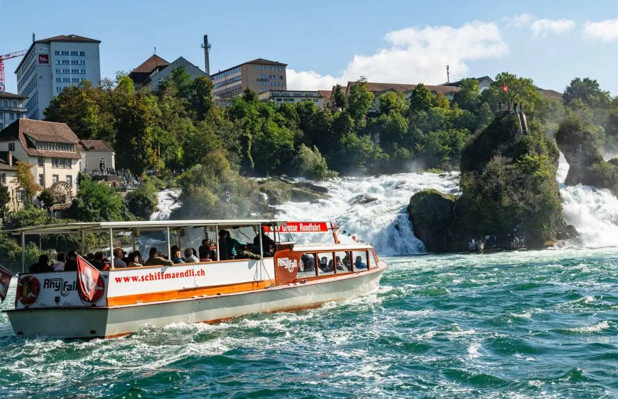 3B Large circular cruise from Rhine Falls to Rheinau