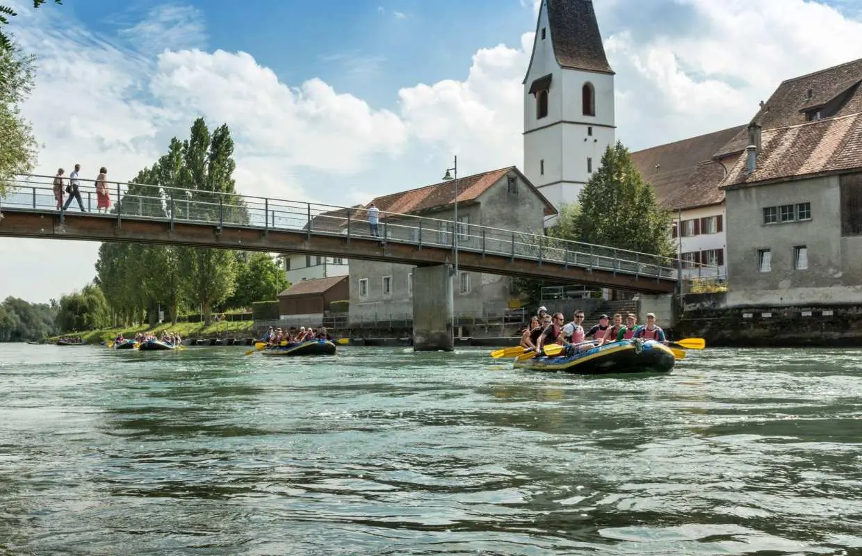 Inflatable boat half-day trip Reuss from Bremgarten to Mellingen