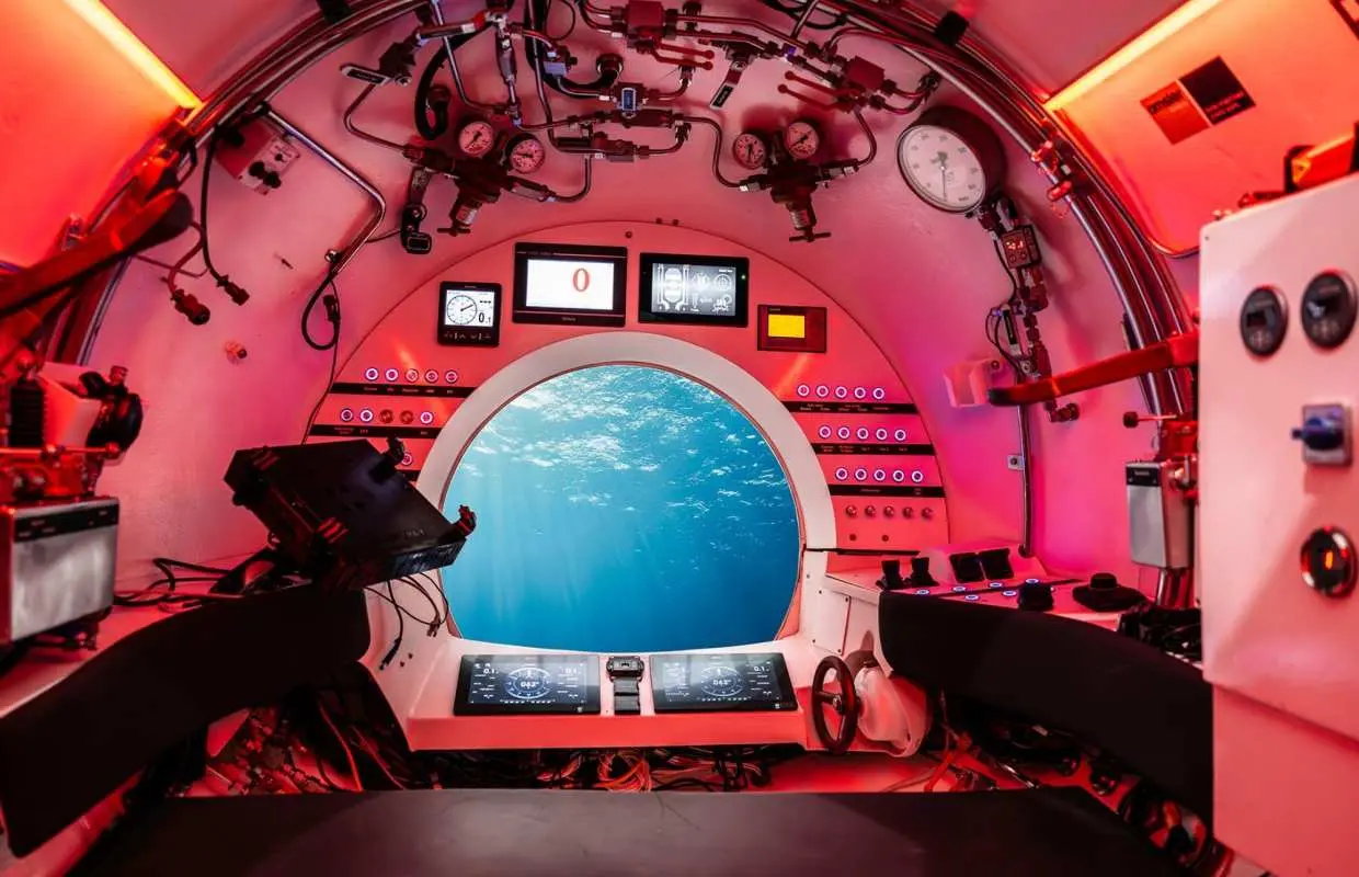 U-boat Dive to Transport Barge from Gersau