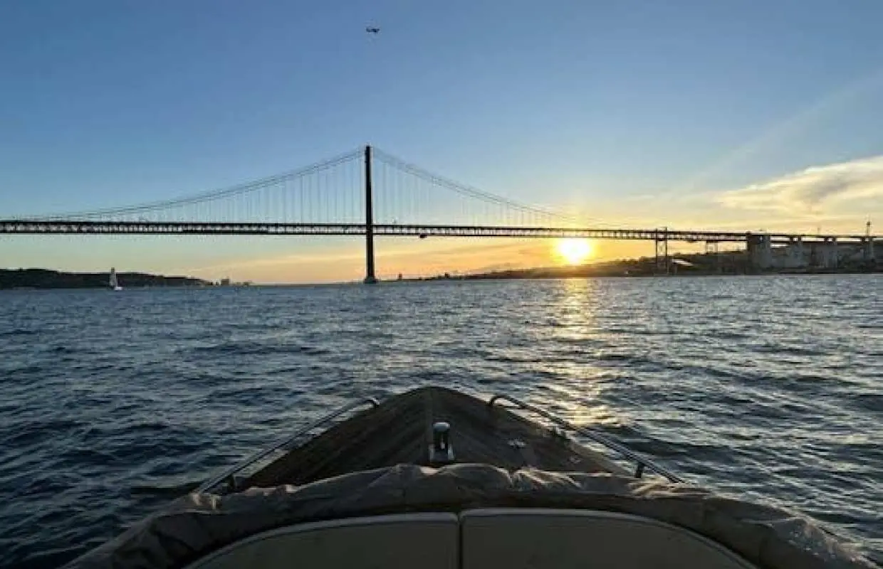 Lisbon premium boat experience at sunset