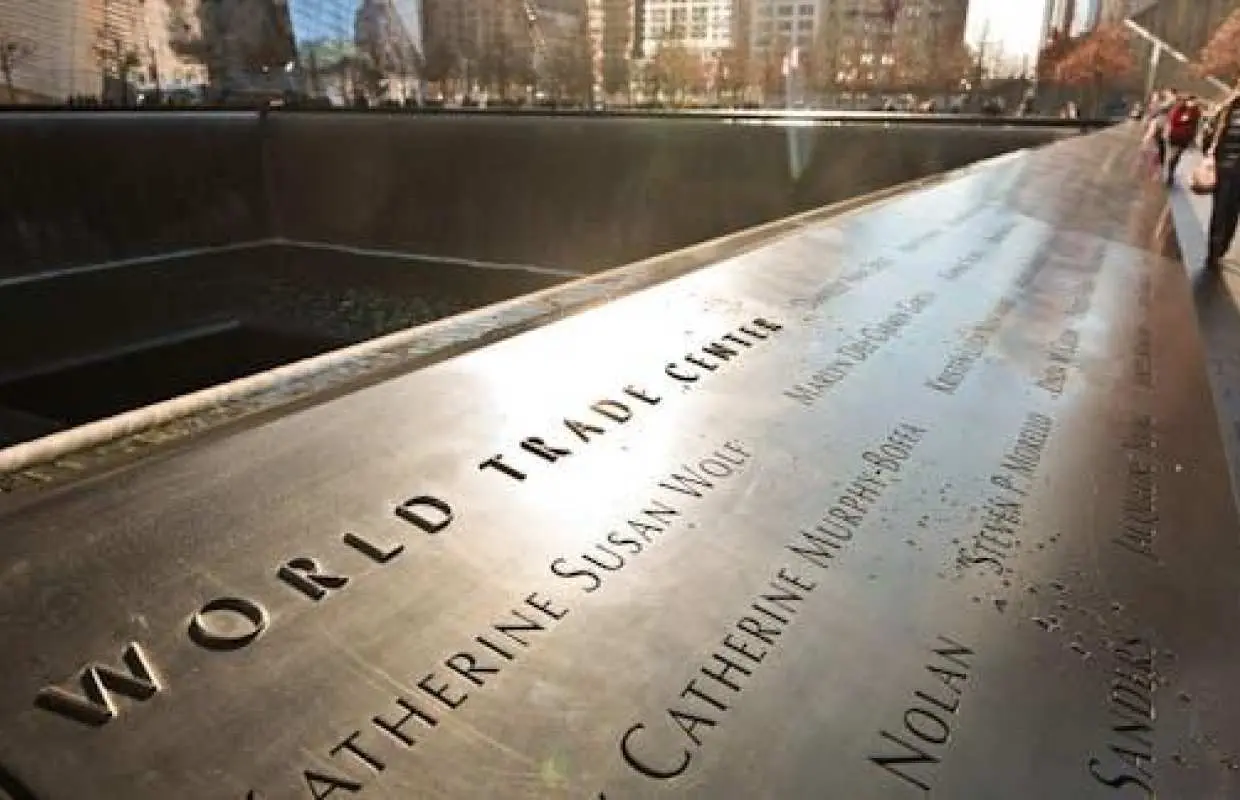 Vé vào Đài tưởng niệm và Bảo tàng 9-11