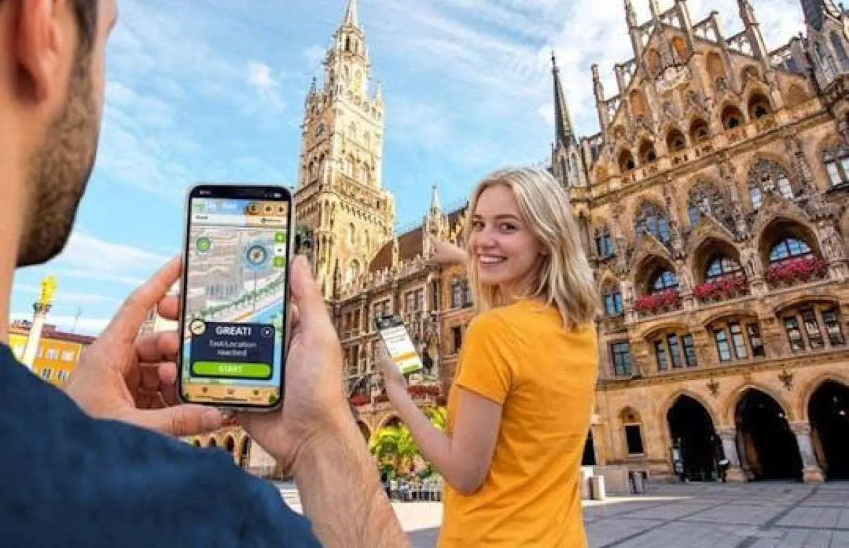 Self-guided digital scavenger hunt in Munich