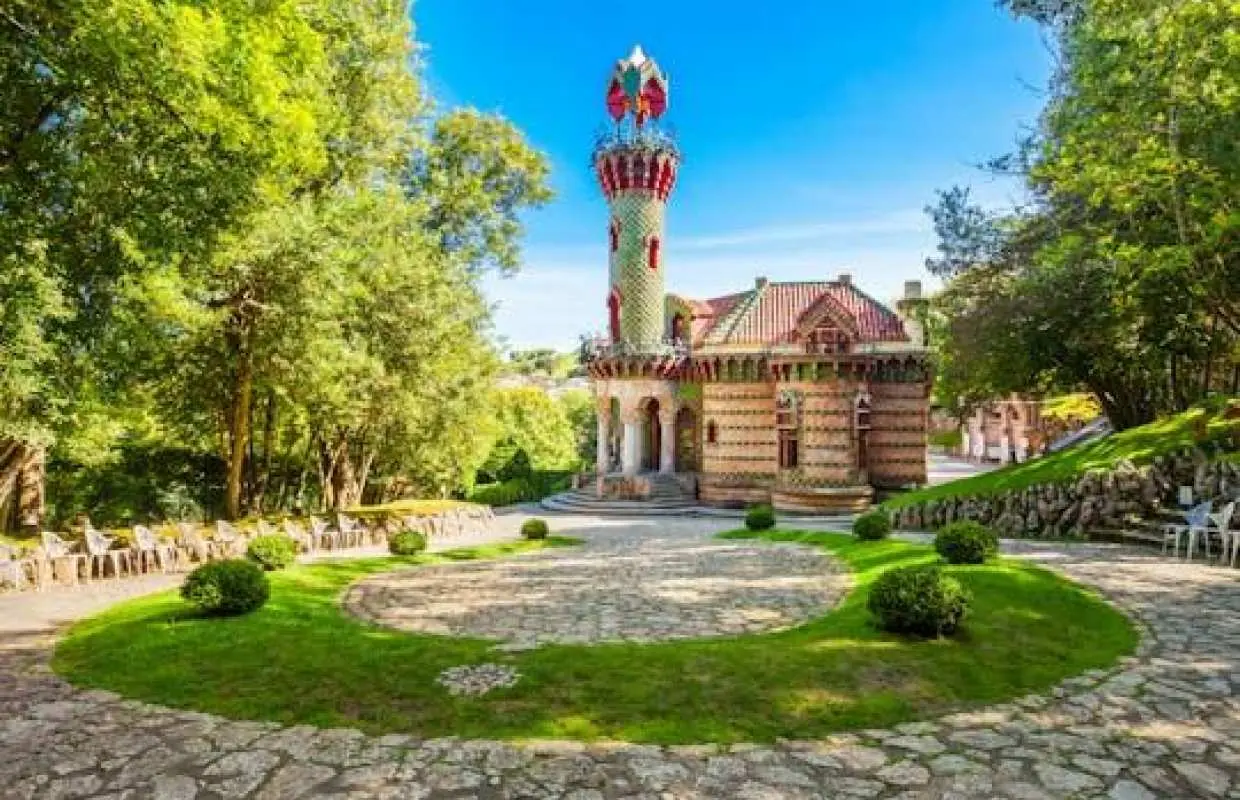 Skip-the-line ticket to El Capricho de Gaudí