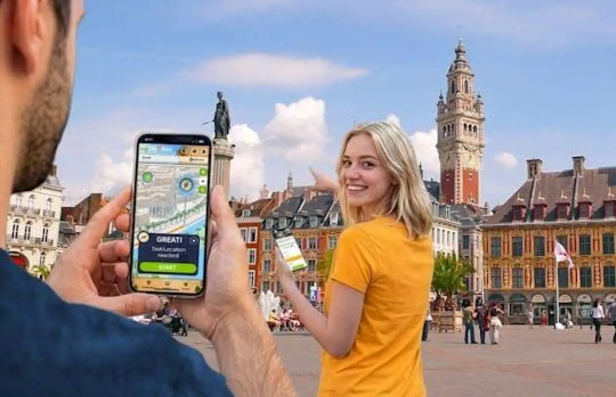 Self-guided digital scavenger hunt in Lille