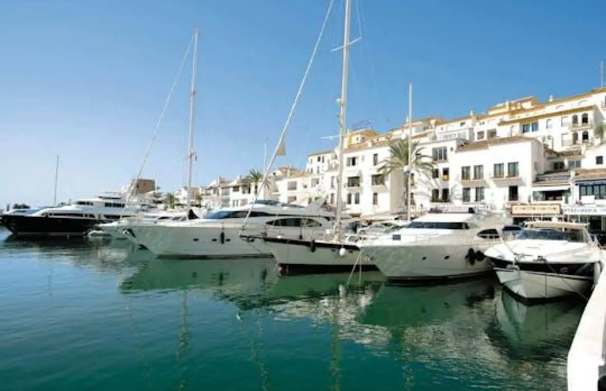 Tour nửa ngày tham quan Marbella và Golden Mile kết hợp ghé thăm Puerto Banus