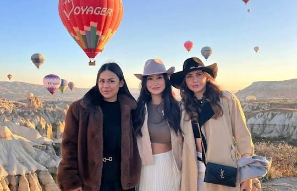 Cappadocia hot air balloon watching tour at sunrise